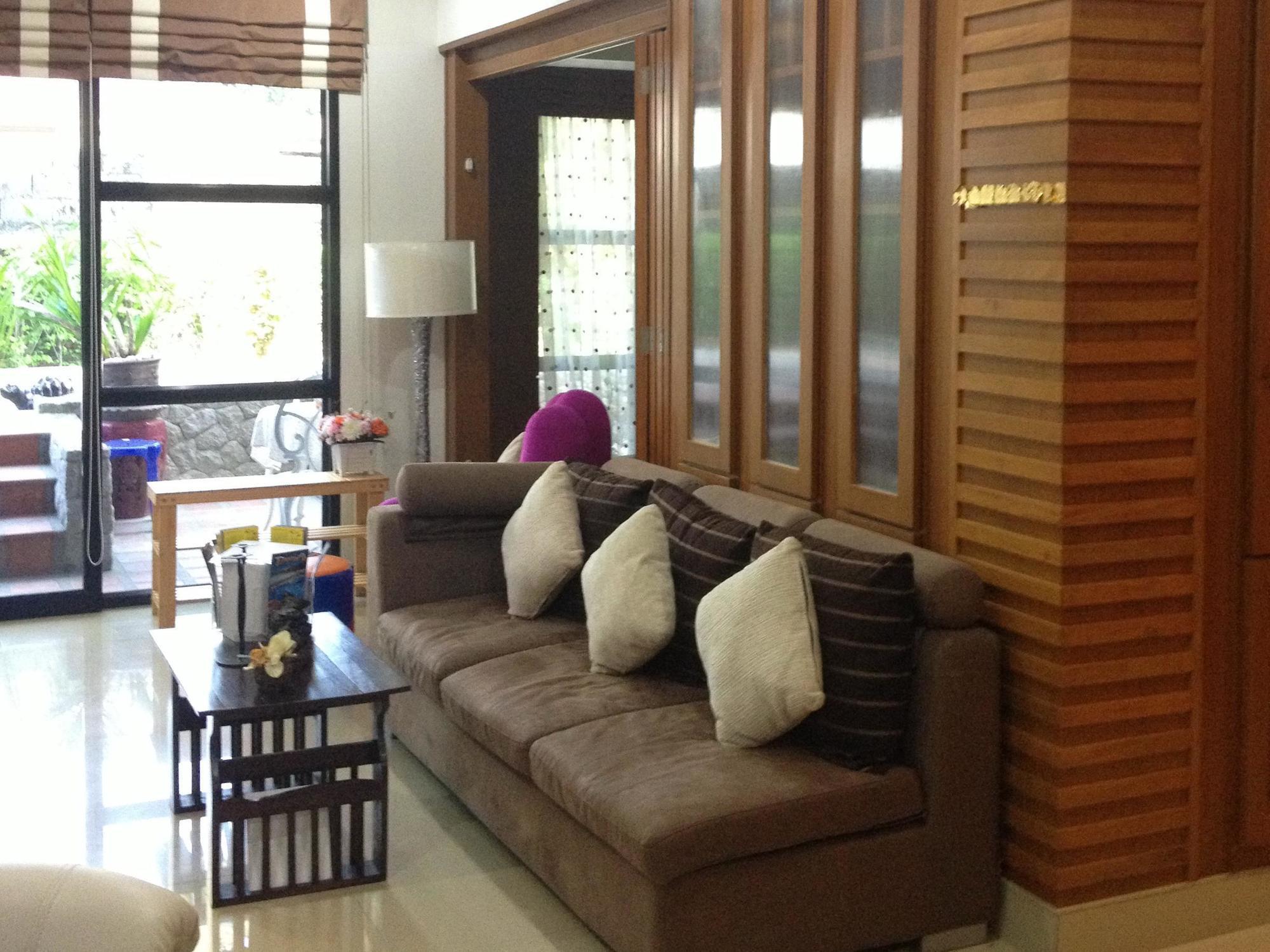 Ruankeaw Homestay Nai Harn ภายนอก รูปภาพ