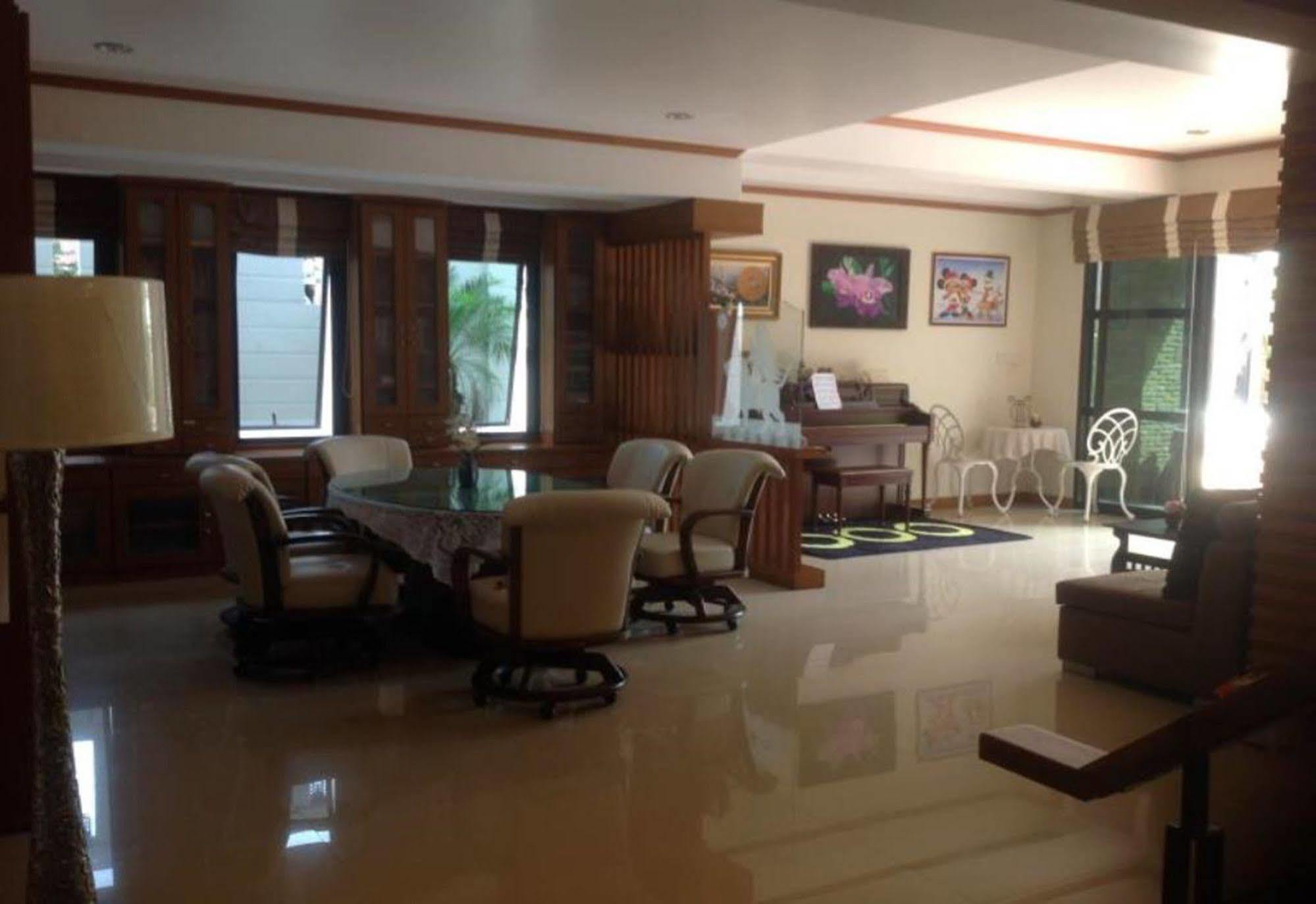 Ruankeaw Homestay Nai Harn ภายนอก รูปภาพ